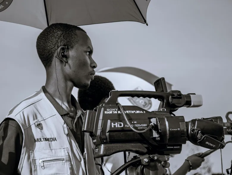 Handheld shooting under pressure